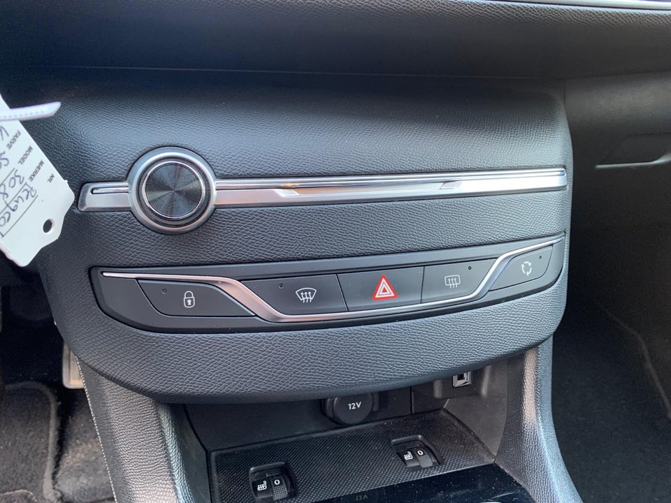 Peugeot 308 1,5 BlueHDi 130 Active SW 5d