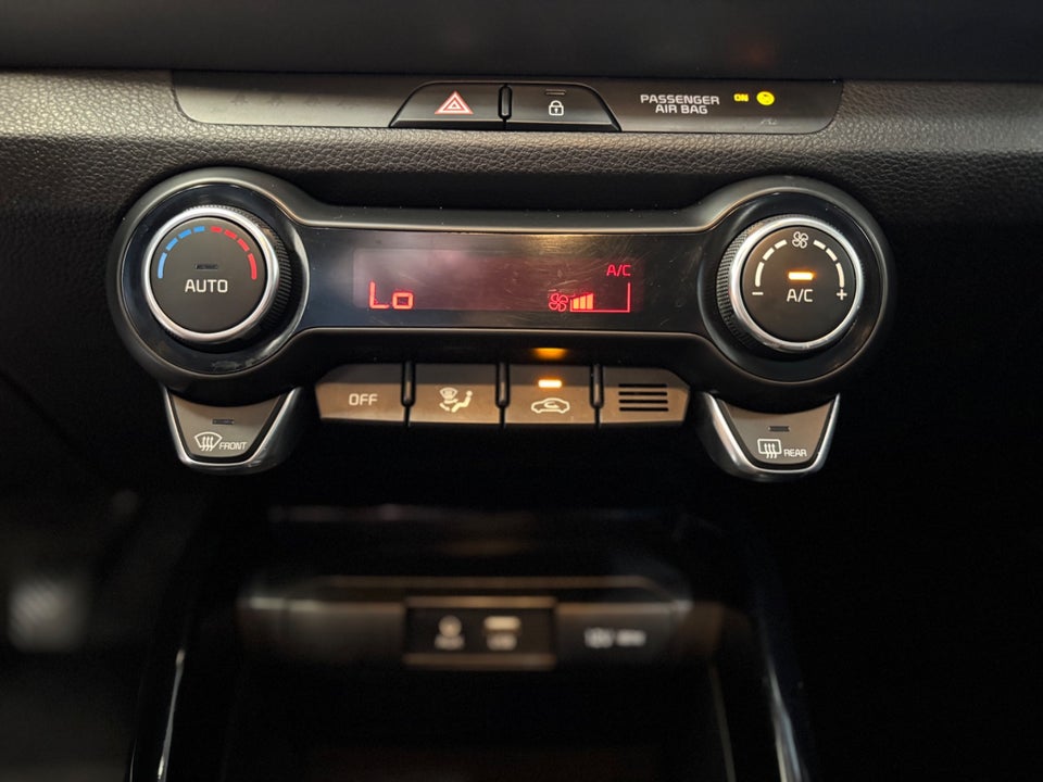 Kia Stonic 1,2 Attraction 5d