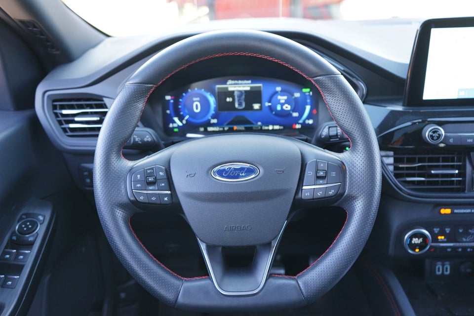 Ford Kuga 2,5 PHEV ST-Line X CVT 5d