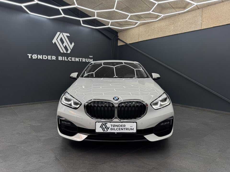 BMW 118d 2,0 Sport Line aut. 5d