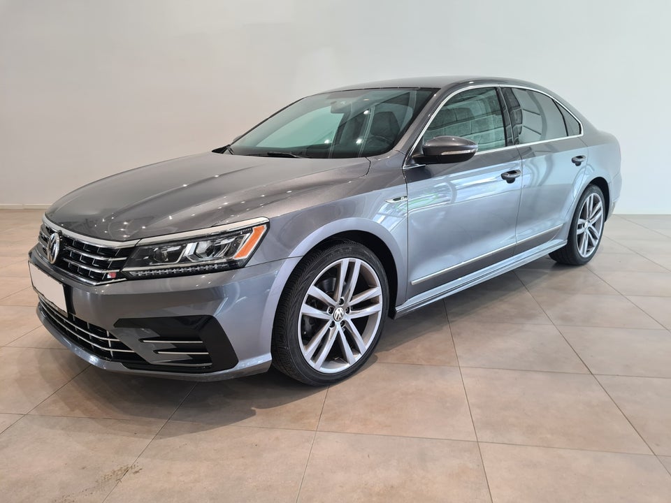 VW Passat 1,8 TSi 180 R-line DSG 4d