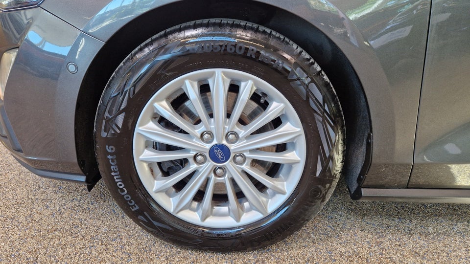Ford Focus 1,0 EcoBoost Titanium stc. 5d
