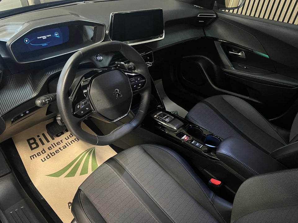 Peugeot 2008 1,2 PureTech 130 Allure EAT8 5d