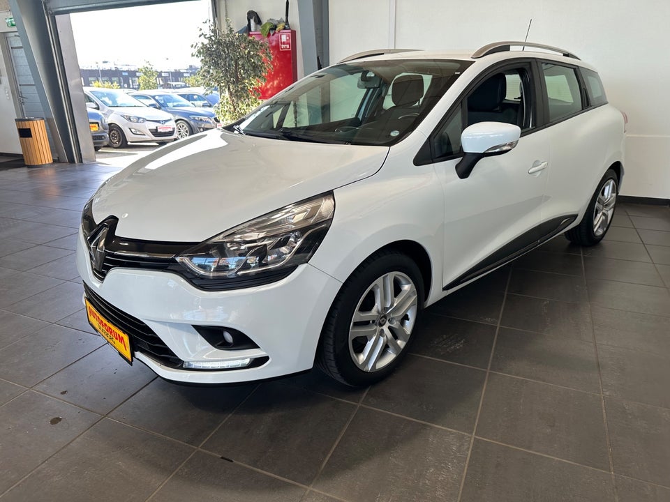 Renault Clio IV 0,9 TCe 90 Zen Sport Tourer Van 5d