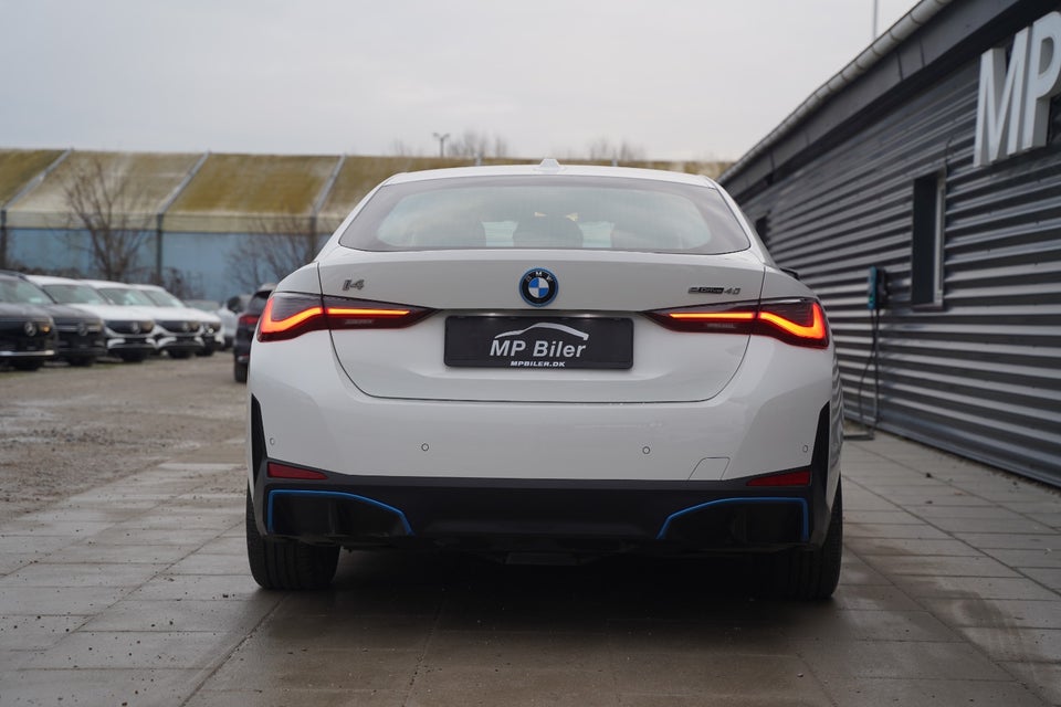 BMW i4 eDrive40 Charged 5d