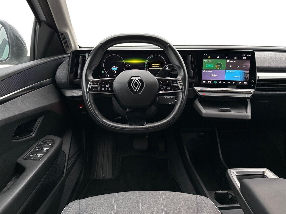 Renault Megane E-Tech 40 Equilibre 5d