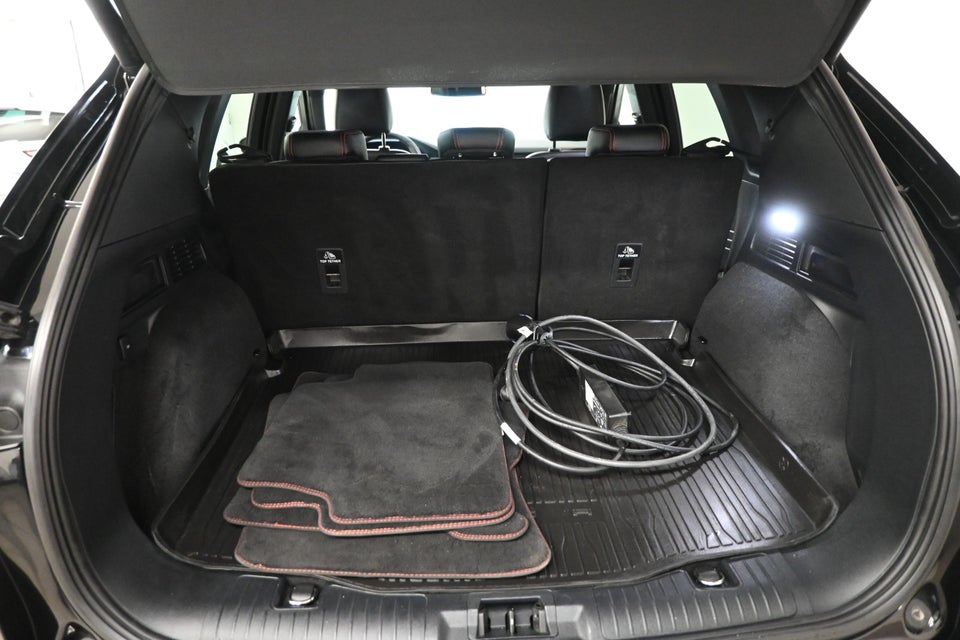 Ford Kuga 2,5 PHEV ST-Line X CVT 5d