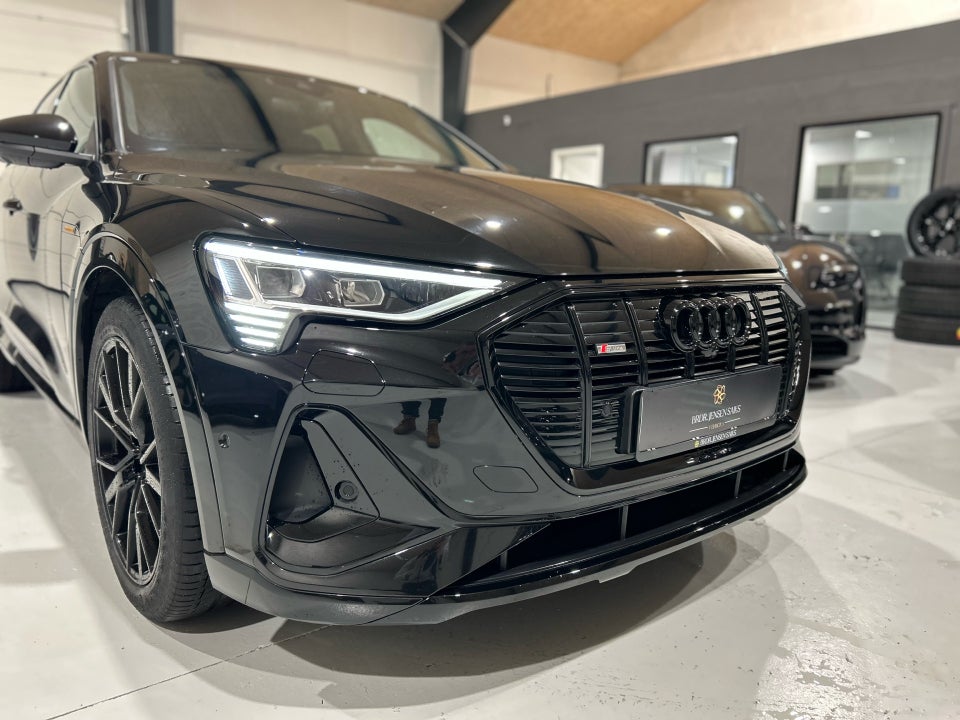 Audi e-tron 55 Black Edition S-line quattro 5d