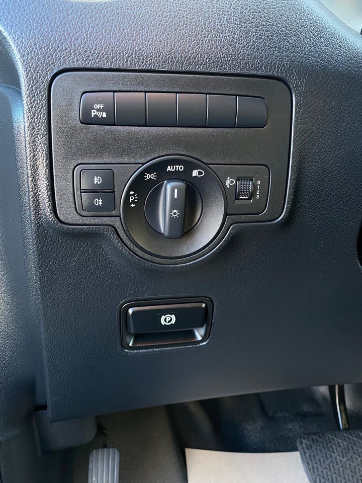 Mercedes Vito 116 2,0 CDi Kassevogn aut. L RWD