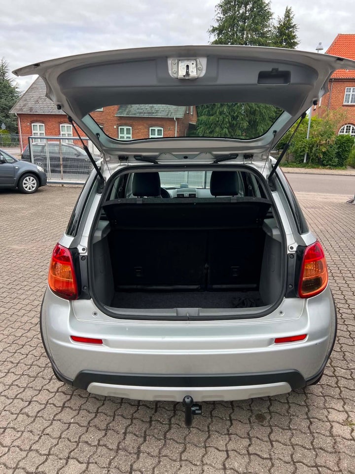 Suzuki SX4 1,6 CombiBack GLX 5d