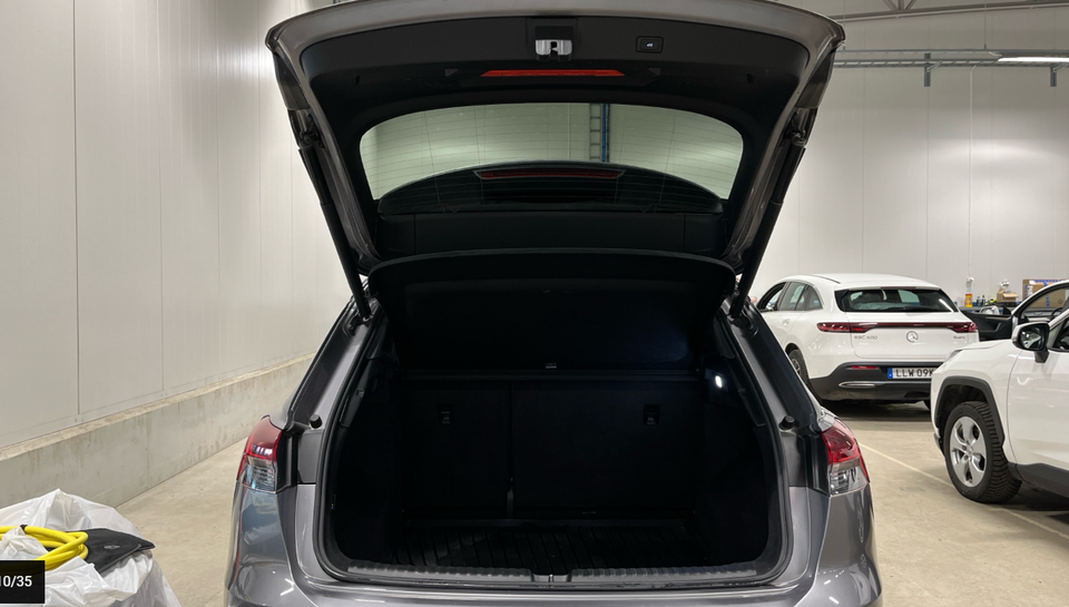 Audi Q4 e-tron 40 Advanced 5d