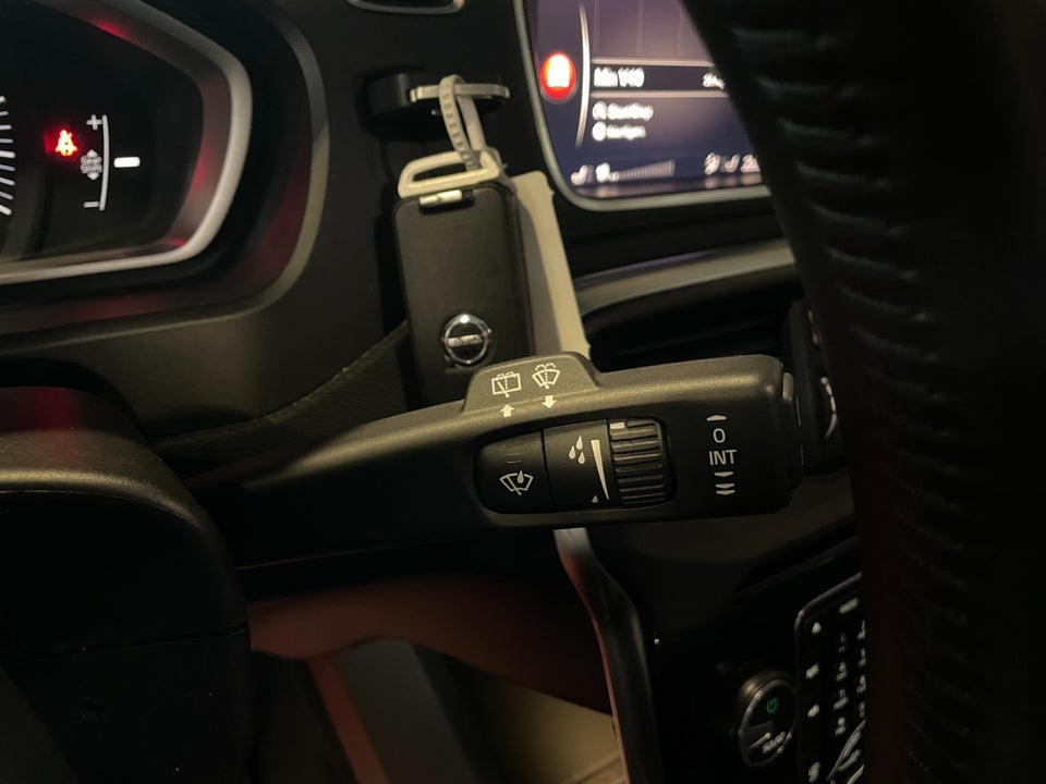 Volvo V40 2,0 D2 120 Momentum 5d