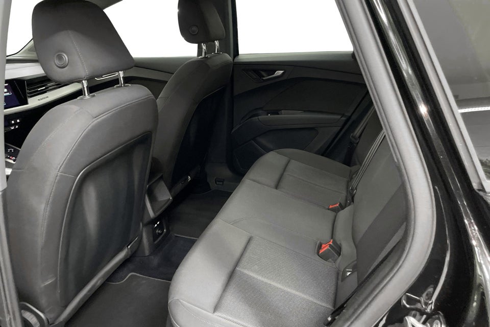 Audi Q4 e-tron 40 Attitude 5d