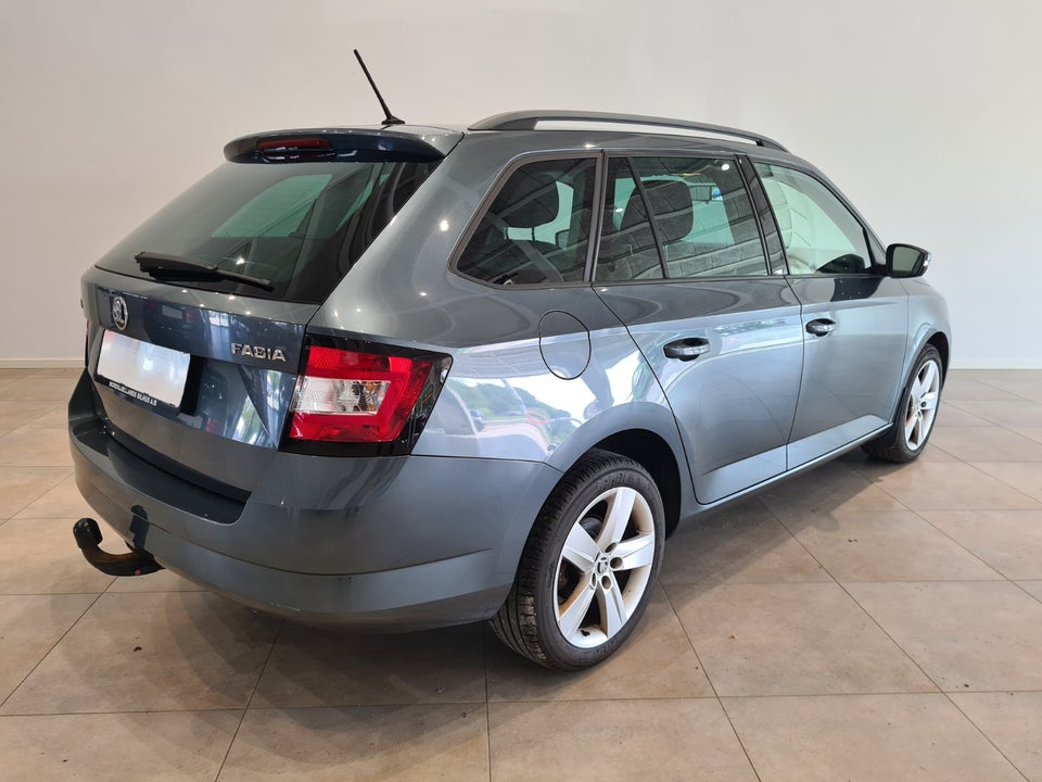 Skoda Fabia 1,2 TSi 110 Ambition Combi DSG 5d