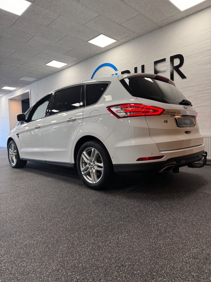 Ford S-MAX 2,0 TDCi 180 Titanium aut. 7prs 5d