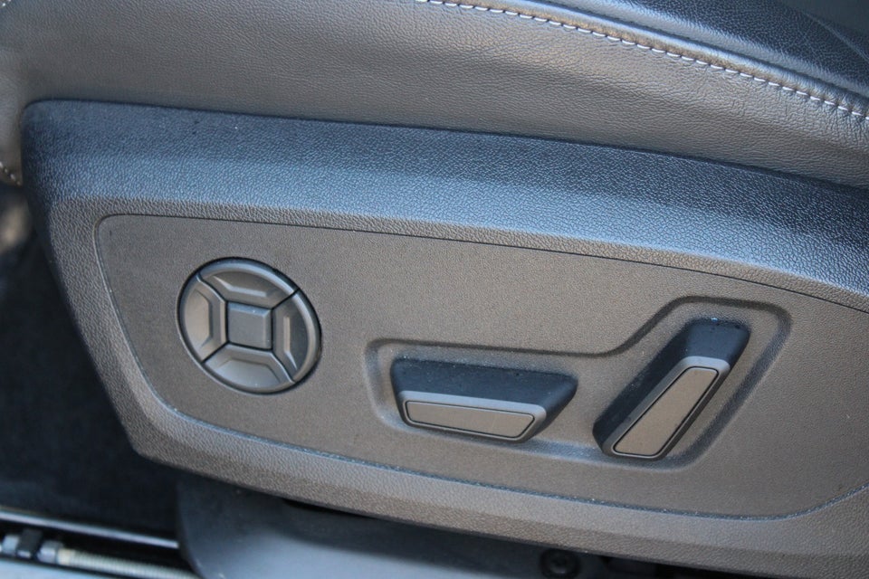 Audi Q6 e-tron S-line performance 5d
