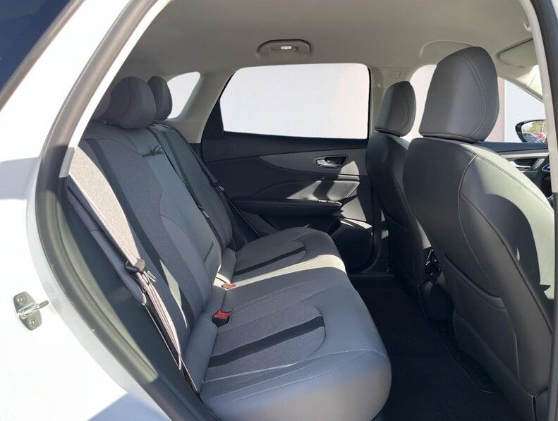 MG MGS5 64 Luxury 5d