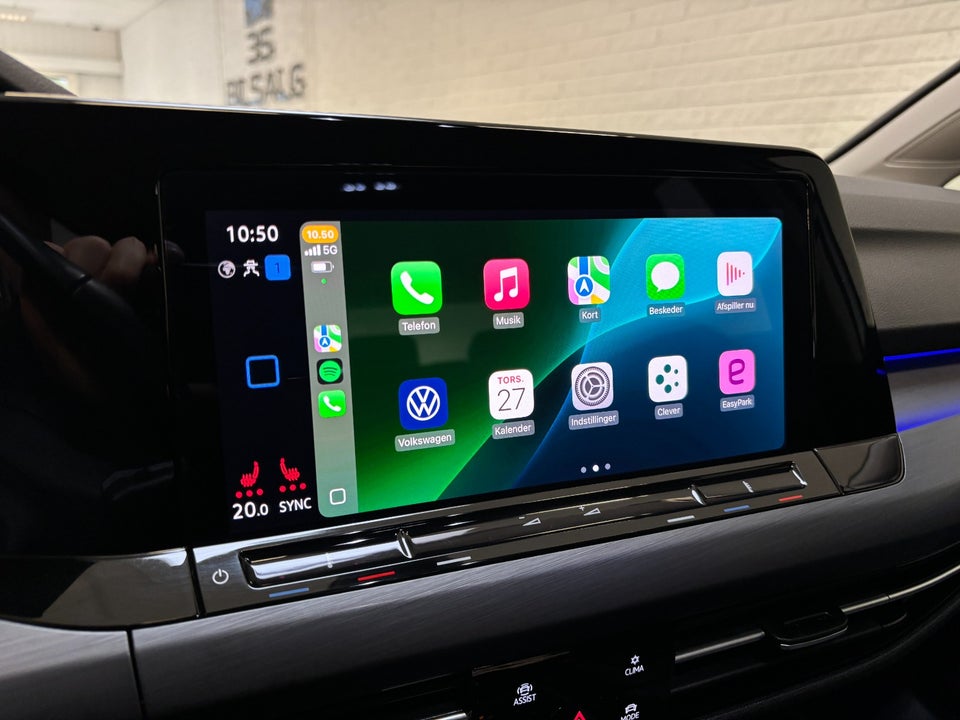 VW Golf VIII 1,5 eTSi 150 1st Edition DSG 5d