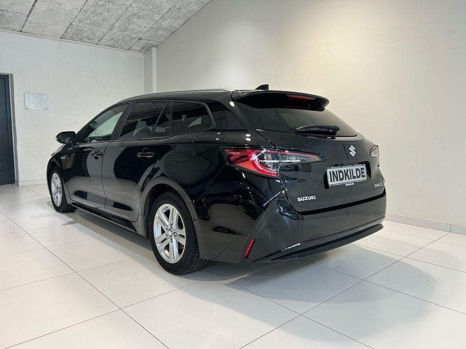 Suzuki Swace 1,8 HEV Exclusive stc. e-CVT 5d