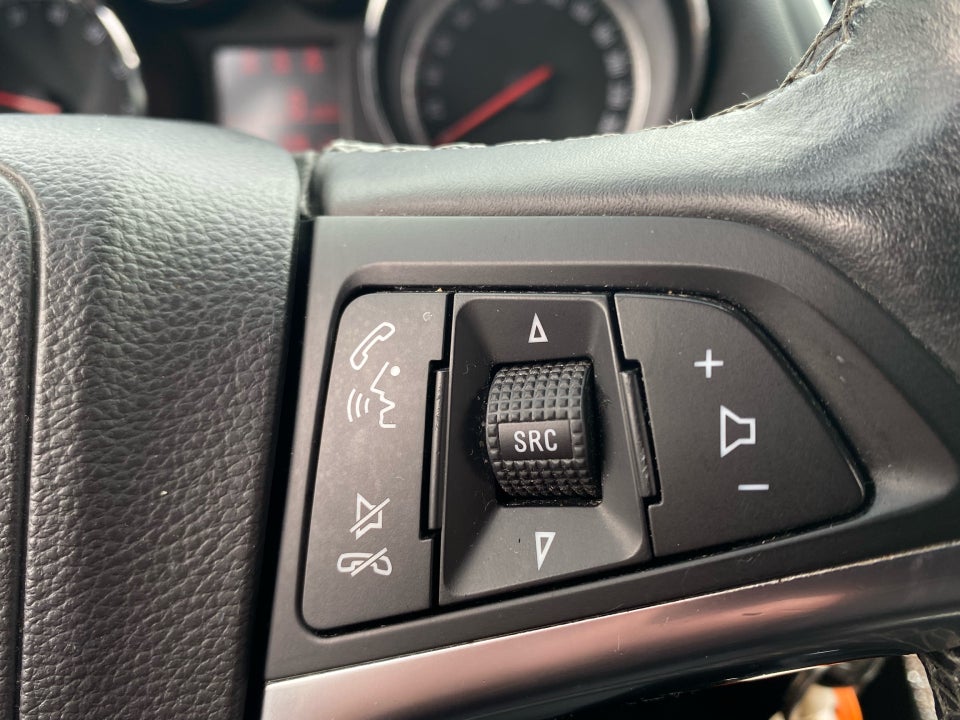 Opel Mokka 1,4 T 140 Enjoy 5d