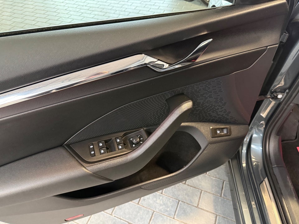 Skoda Octavia 1,4 TSi iV Plus Combi DSG 5d