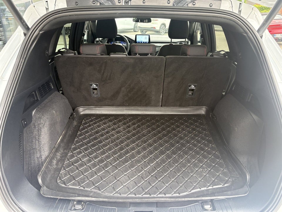 Ford Kuga 2,5 PHEV ST-Line CVT 5d