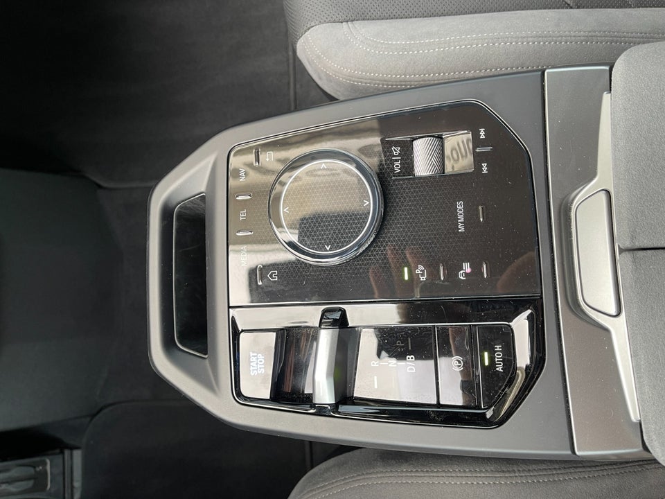 BMW iX xDrive45 M-Sport 5d