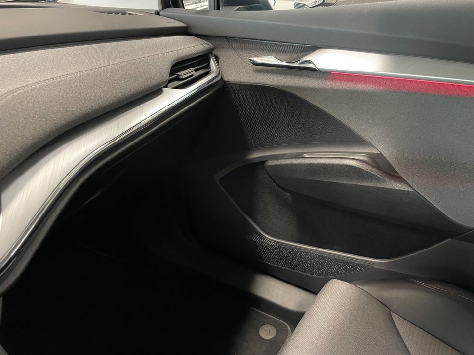 Skoda Enyaq 80 iV Loft 5d