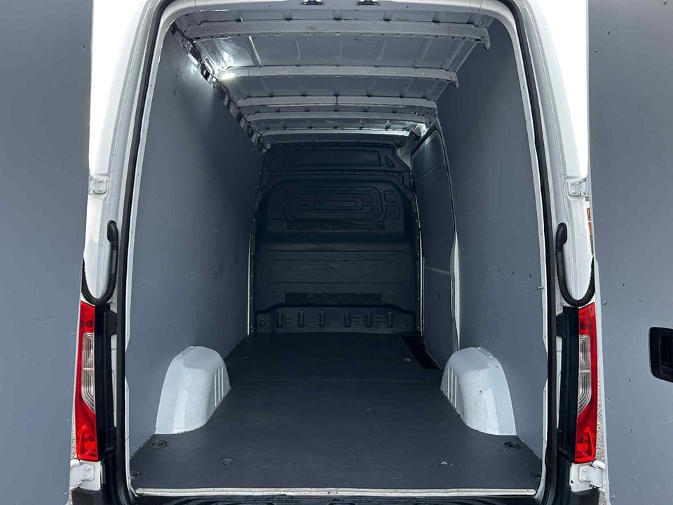 Mercedes Sprinter 316 2,2 CDi A2 Kassevogn RWD