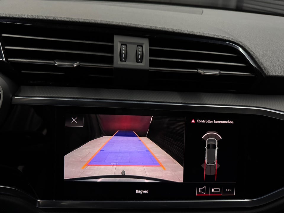 Audi Q3 45 TFSi e S-line plus S-tr. 5d