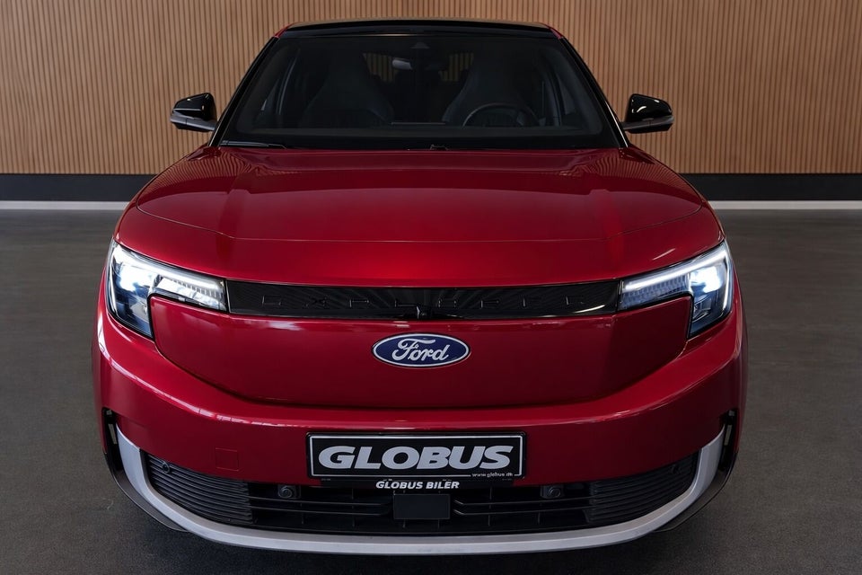 Ford Explorer 77 Premium Extended Range 5d