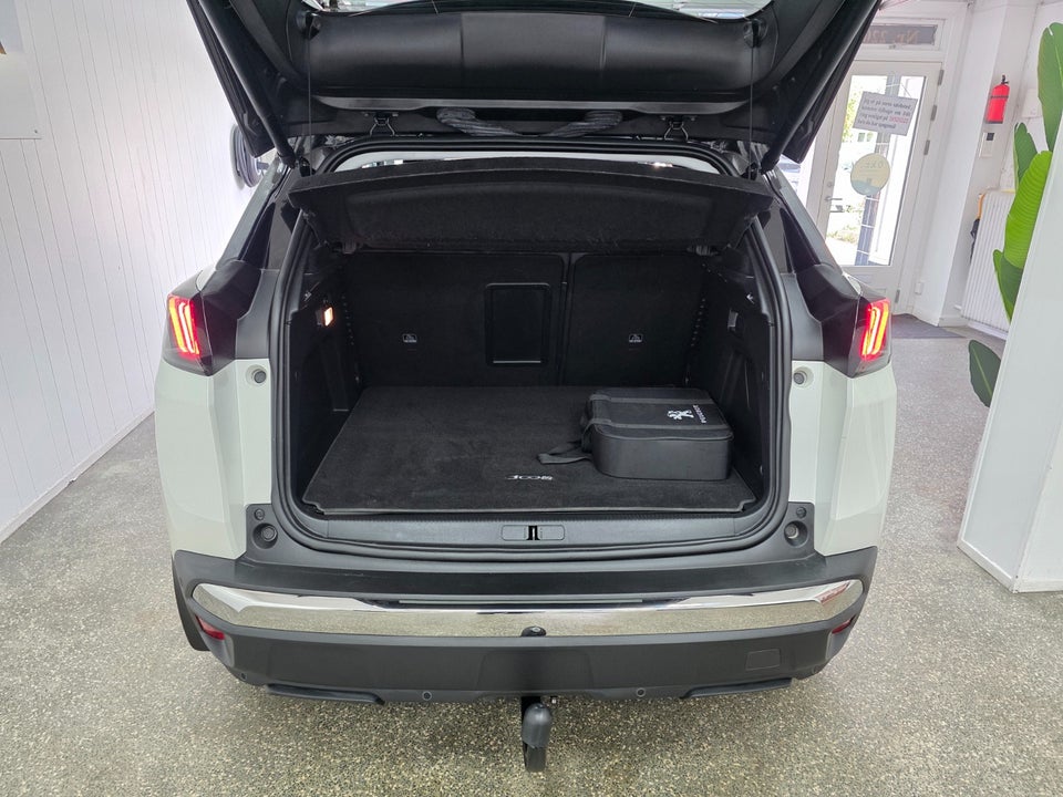 Peugeot 3008 1,6 Hybrid Allure Pack Limited EAT8 5d