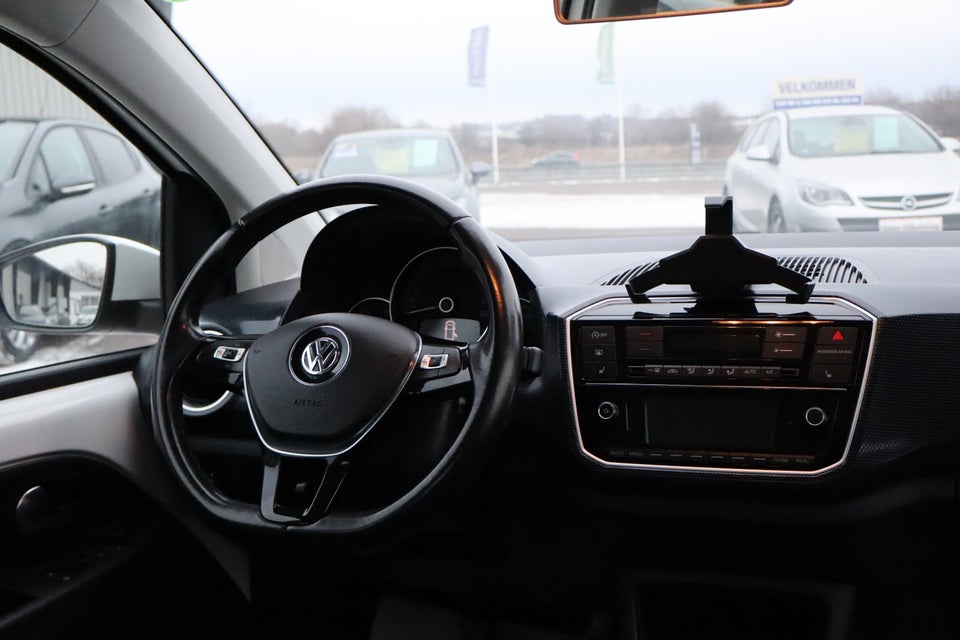 VW Up! 1,0 MPi 60 Sound BMT 5d