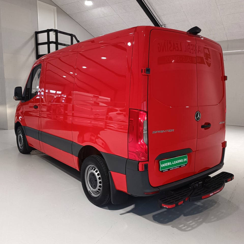 Mercedes Sprinter 215 2,0 CDi A1 Kassevogn aut. FWD