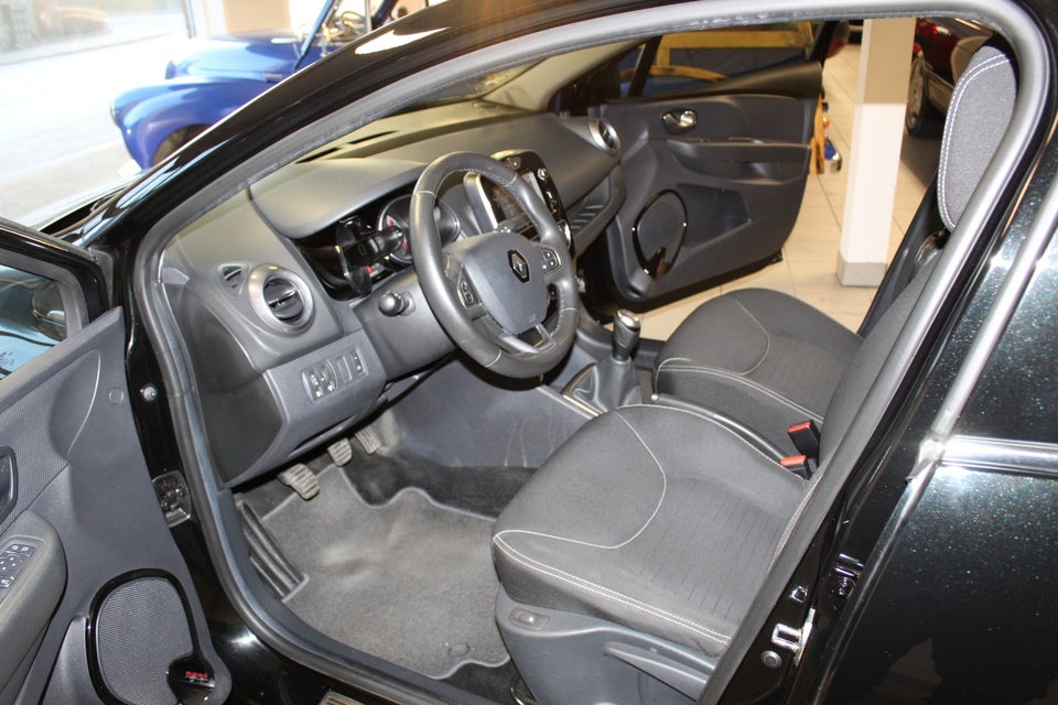 Renault Clio IV 0,9 TCe 90 Limited Sport Tourer 5d