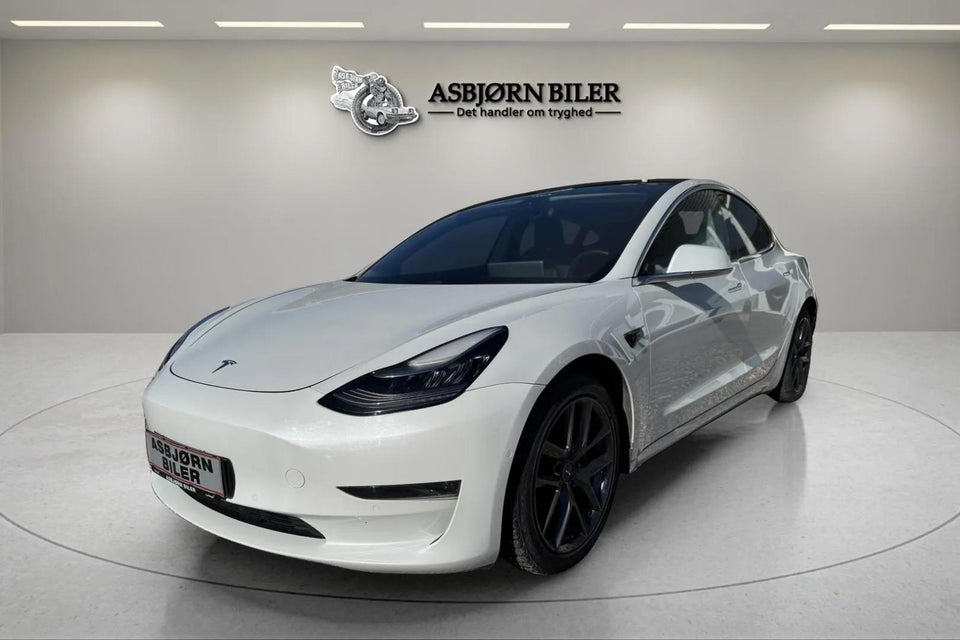 Tesla Model 3 Long Range AWD 4d
