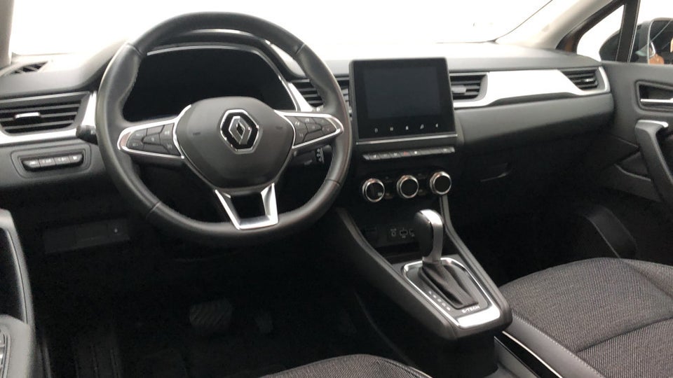 Renault Captur 1,6 E-Tech Intens 5d