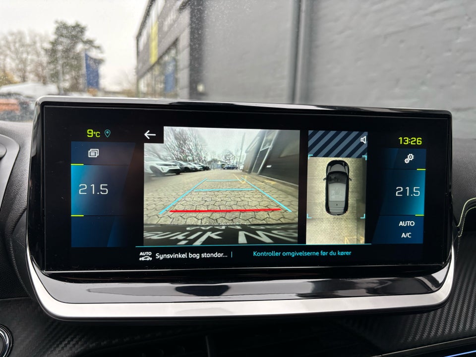 Peugeot e-208 50 GT Limited 5d