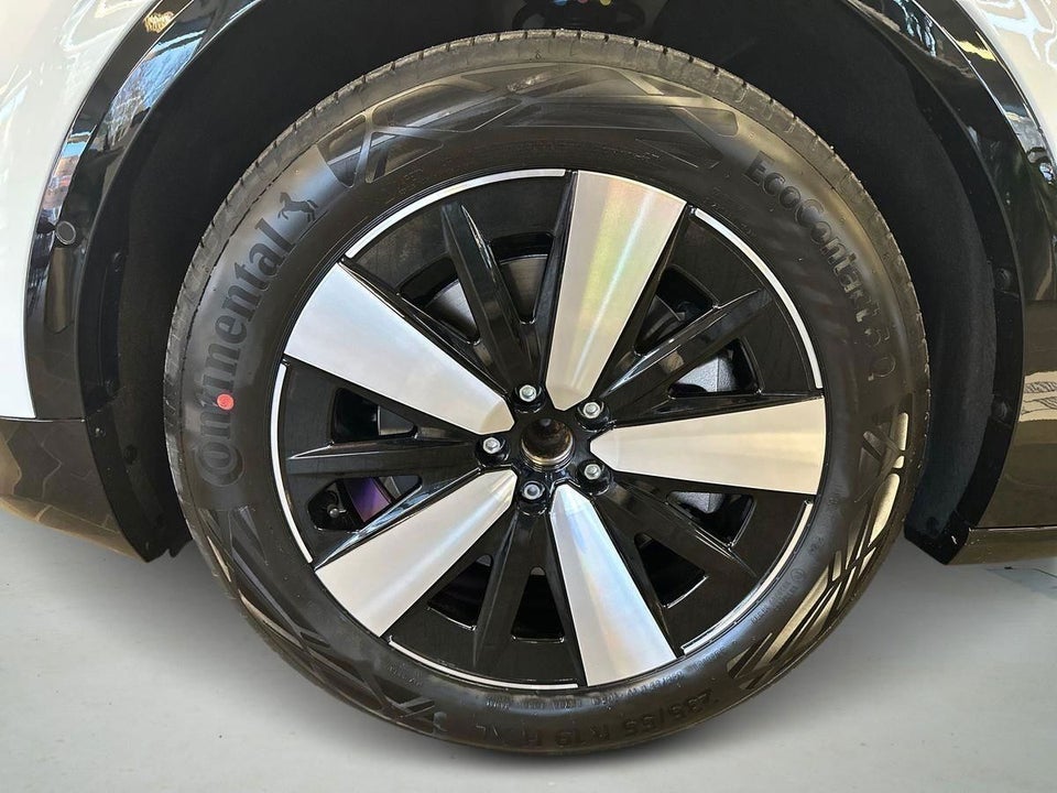 Ford Capri 82 Select Extended Range 5d