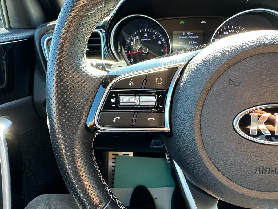 Kia Ceed 1,4 T-GDi GT-Line DCT 5d