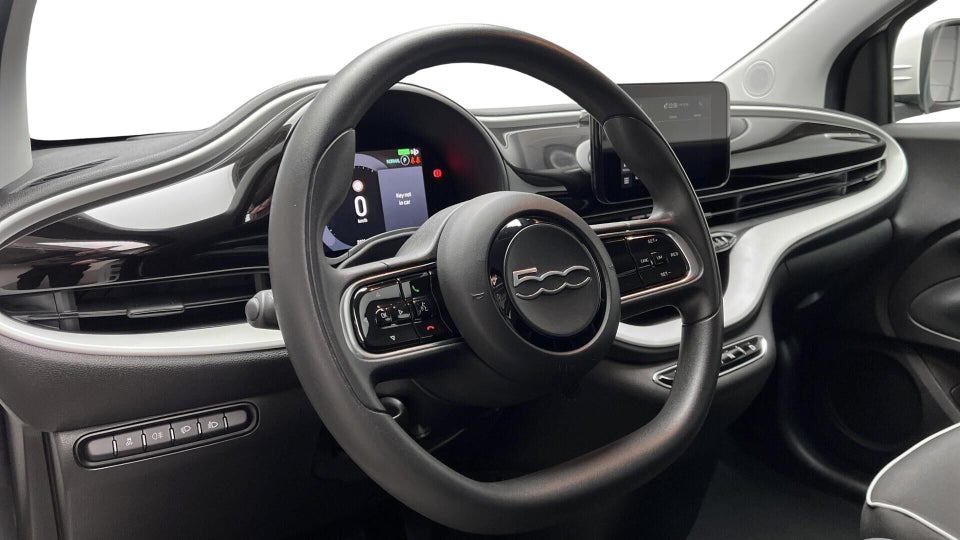 Fiat 500e 24 Action 3d