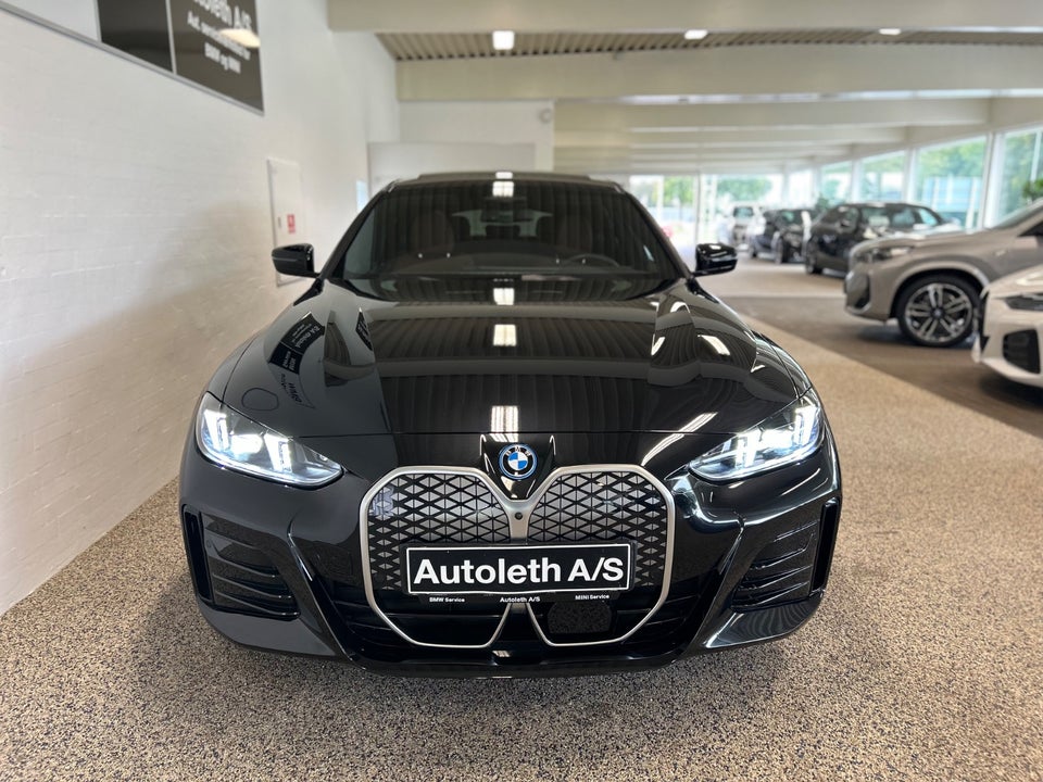 BMW i4 xDrive40 Fully Charged M-Sport 5d