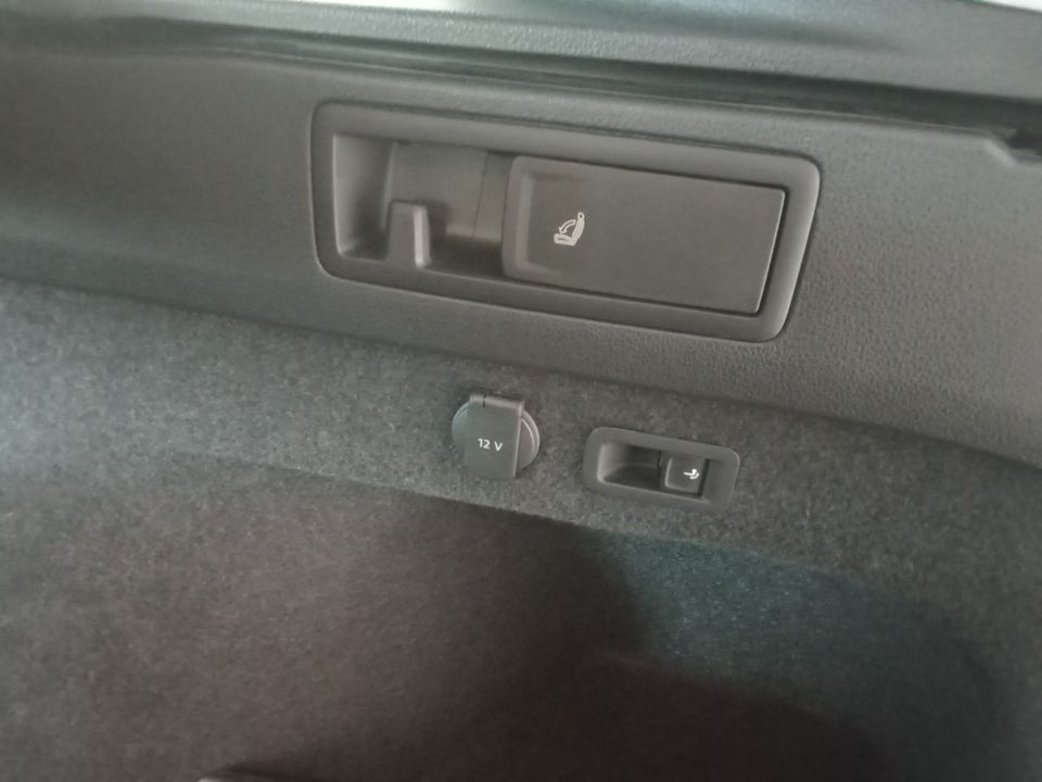 VW Passat 1,5 TSi 150 Business+ Pro Variant DSG 5d