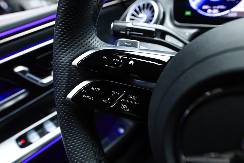 Mercedes EQE350+ AMG Line 4d