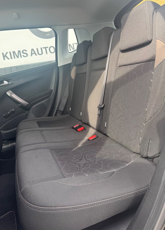 Peugeot 2008 1,2 e-VTi 82 Active ESG 5d