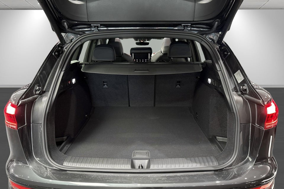 Audi Q6 e-tron Progress plus performance 5d