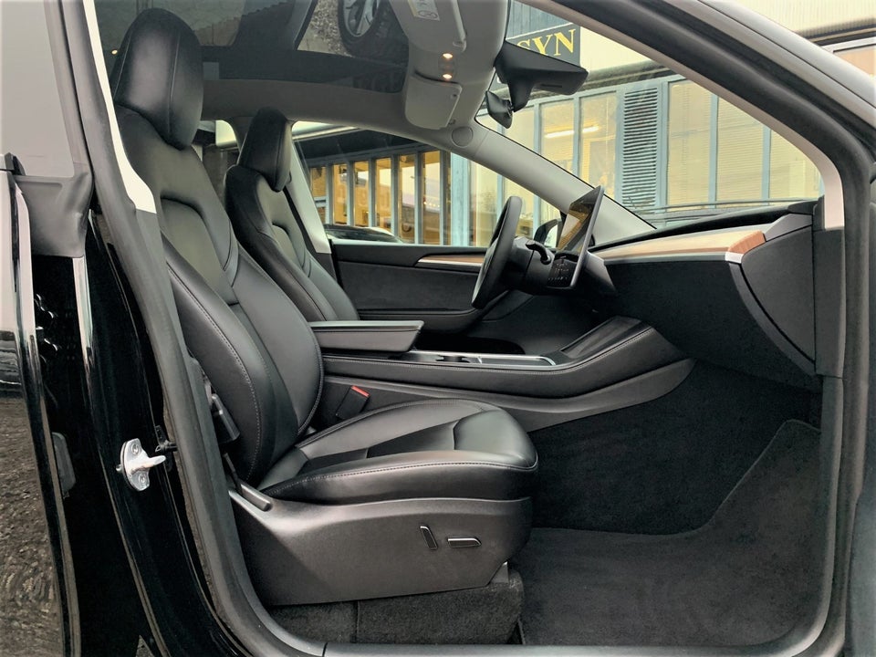 Tesla Model Y Performance AWD 5d