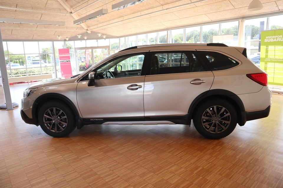 Subaru Outback 2,0 D Summit CVT AWD 5d