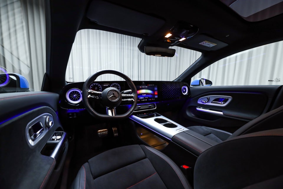 Mercedes CLA250+ electric AMG Premium 4d
