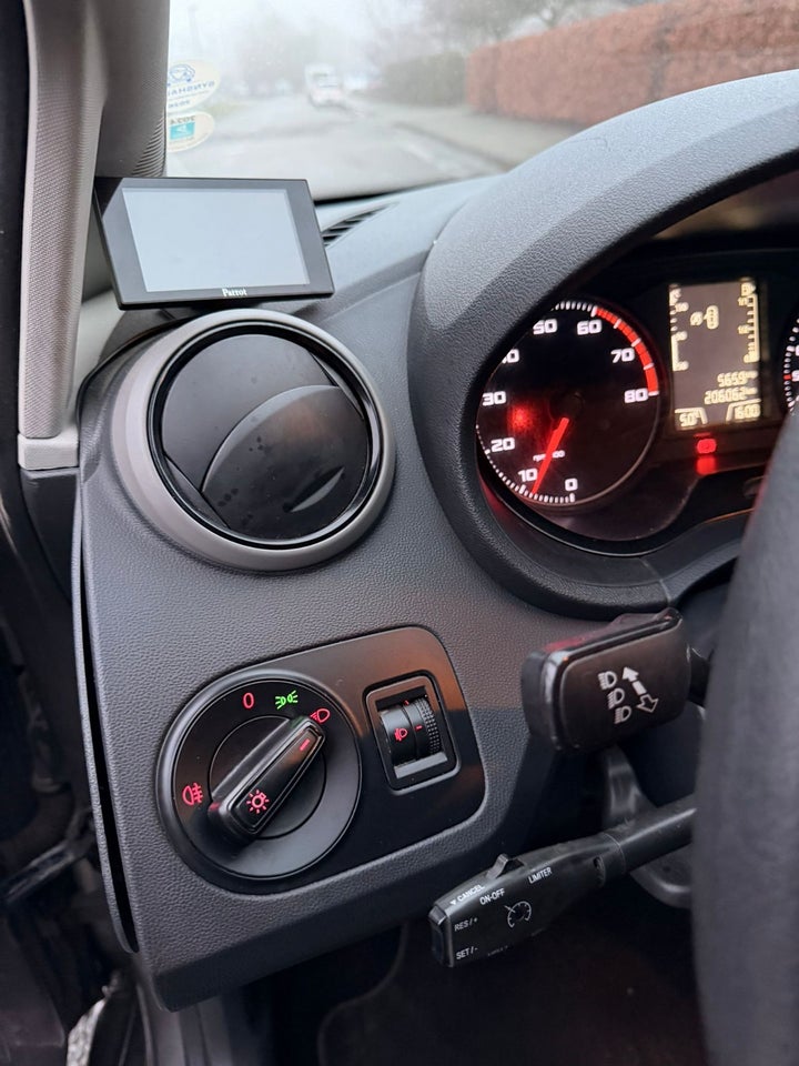 Seat Ibiza 1,0 MPi 75 Reference 5d